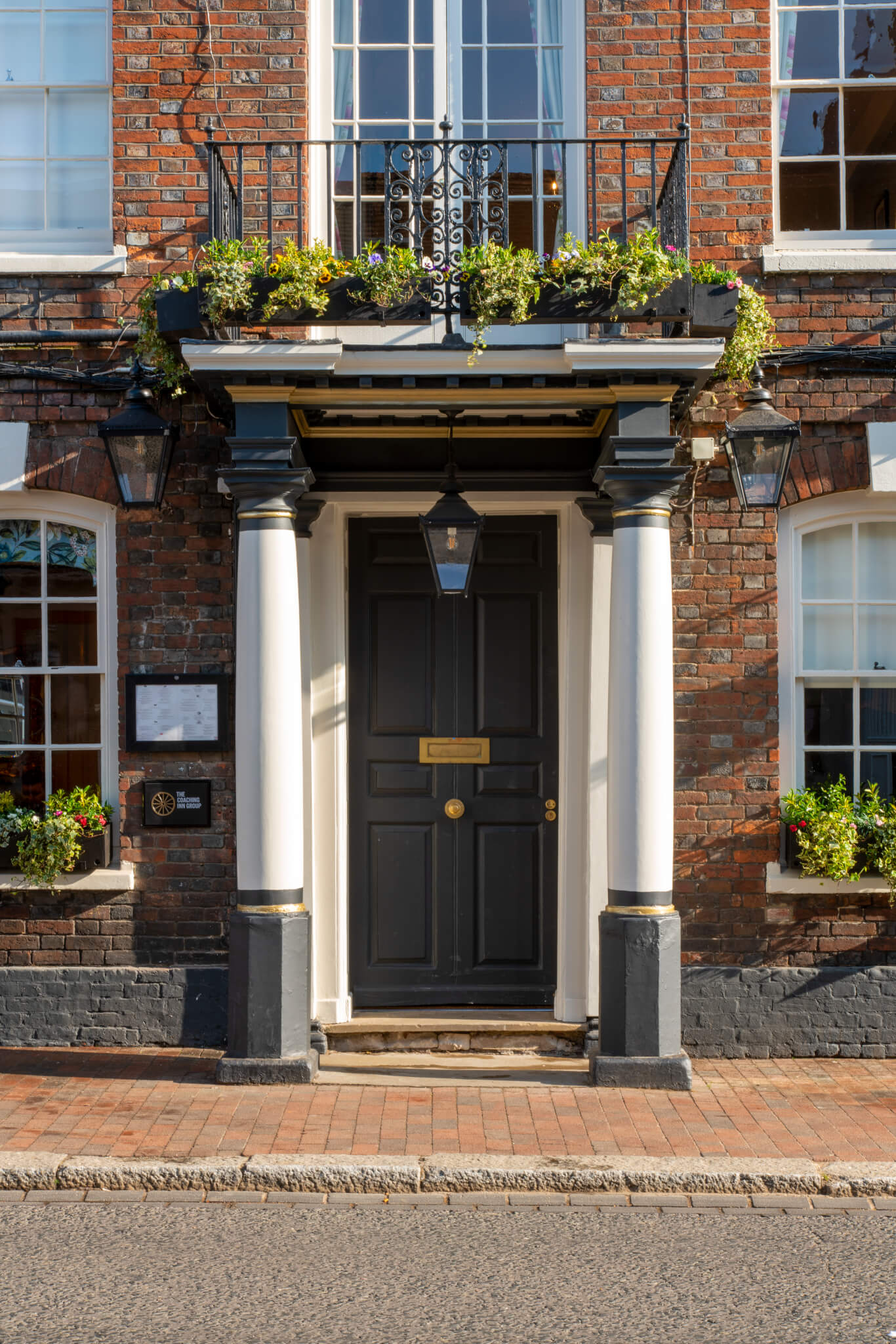The Kings Arms Royal Hotel Godalming Hotel History